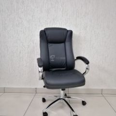 Кресло Barneo K-45 для руководителя (черная экокожа) в Качканаре - kachkanar.mebel24.online | фото