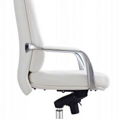 Кресло руководителя Бюрократ _DAO/WHITE белый в Качканаре - kachkanar.mebel24.online | фото 3