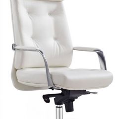 Кресло руководителя Бюрократ _DAO/WHITE белый в Качканаре - kachkanar.mebel24.online | фото