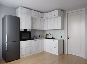 Кухонный гарнитур угловой Пайн 2200*1700 (Стол. 38мм) в Качканаре - kachkanar.mebel24.online | фото 1