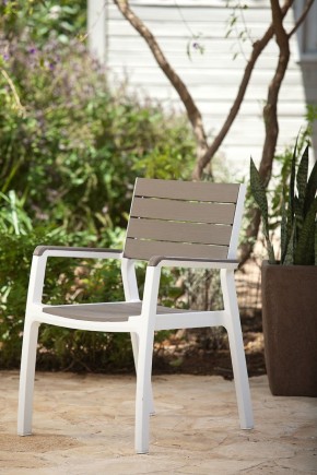 Стул c подлокотниками Гармония (Harmony armchair) белый-капучино в Качканаре - kachkanar.mebel24.online | фото 1